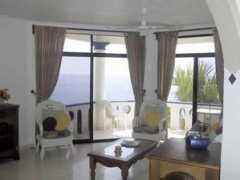 puertoescondidoestates.com Englantina