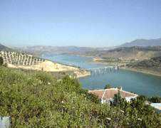 iznajarvillas.com Adalucia