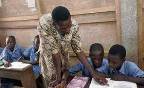 allafrica.com Akpere