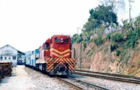 estacoesferroviarias.com.br Arantina