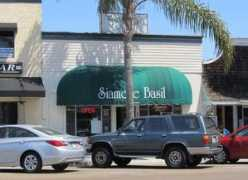 thaicuisine.com Basilin