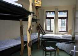 dresdenhostel.com Bastis