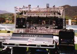 kenthomaslivesound.com Blackandblue