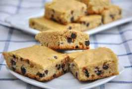 momswhothink.com Blondies