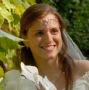 medievalbridalfashions.com Caitie