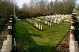 ww1cemeteries.com Charmes