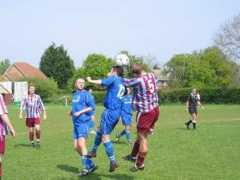 footballgroundsinfocus.com Chinor