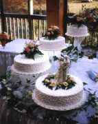 customweddingcakesbypenny.com Cornelli