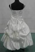 jaksflowergirldresses.com Courtnie