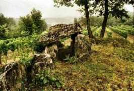 irishmegaliths.org.uk Curton