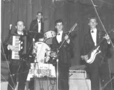cqhams.the60sofficialsite.com Dartell