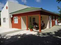 worldwideholidayhouse.com Delisia