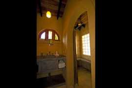 uk.luxuryretreats.com Diecinueve