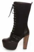 shoeography.com Dynelle