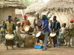 djembefola.com Famoudou