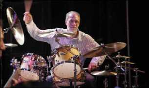 freedrumlessons.com Famularo