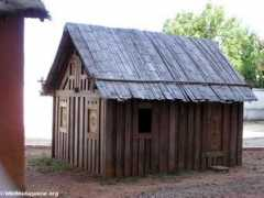 photos.wildmadagascar.org Finar