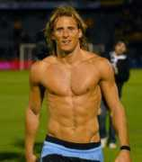 inter.theoffside.com Forlan