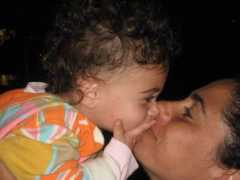 lifewithella.com Houstons