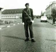regiment-premier-guides.com Impens