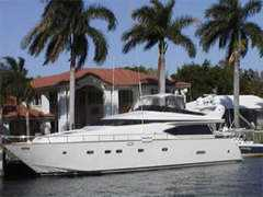 yachtcharteruk.com Isamar