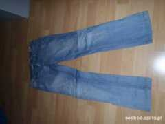 Jeansy