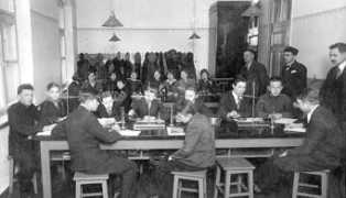 roots-saknes.lv Jermaks