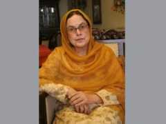 oneindia.com Khalida