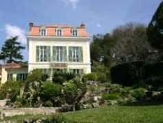 cannes-house-rentals.com Larame