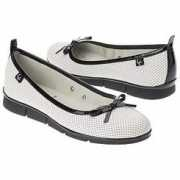 shoeshoetrain.com Laurissa