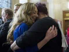 bigstory.ap.org Lebovitch