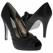 shoeshoetrain.com Leilana