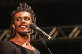 rollingstone.uol.com.br Liniker