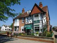 hotels.uk.com Linroy