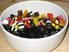 photos.completelybiased.com Lollies