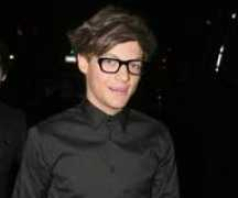 learnhowtorock.alloyentertainment.com Louistomlinson