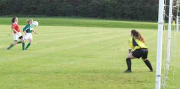 hibs-girls.co.uk Lourna
