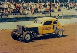 midstateantiquestockcarclub.com Lupka