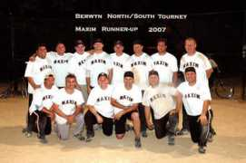 ilsoftballreport.com Maxium