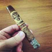 stogiereview.com Melanio