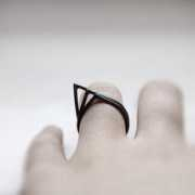 design-milk.com Mirta