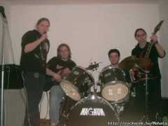 rockerek.hu Mohata