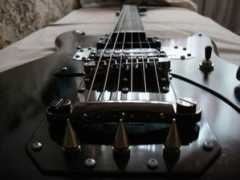 cheesyguitars.com Musima