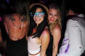 worldredeye.com Nataha