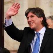 noticias.uol.com.br Nejamkis