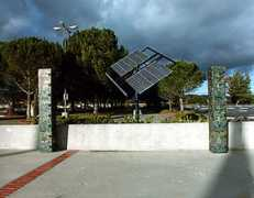 home.earthlink.net Nesari