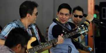 entertainment.kompas.com Ngamen