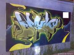 Nhes