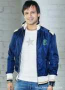 bollywoodlife.com Obero