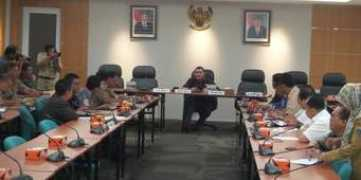 megapolitan.kompas.com Panitia
